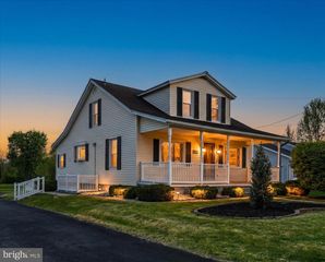 265 NARROWS DR, Lebanon, PA 17046