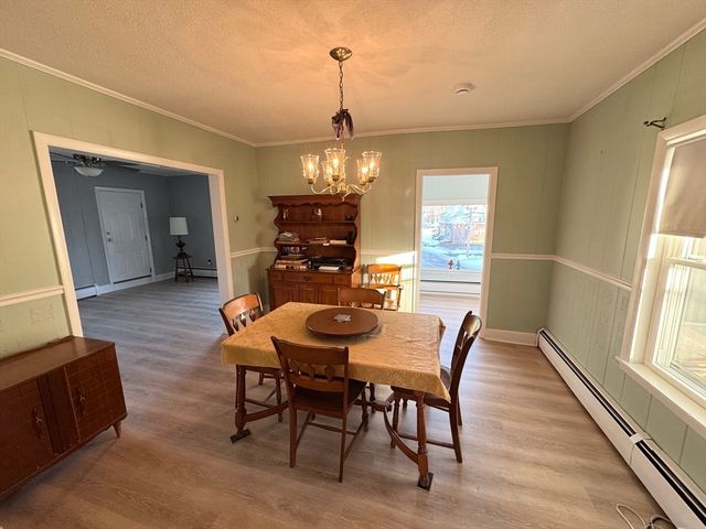 262 Oak Hill Rd 2, Fitchburg, MA 01420