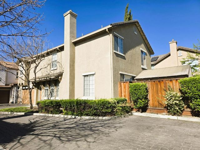 312 Mullion Court, San Jose, CA 95116