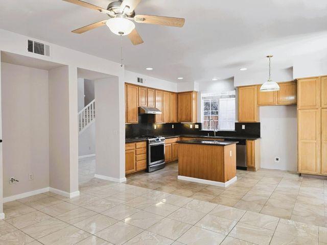 312 Mullion Court, San Jose, CA 95116