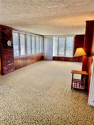 3476 Pearl Street Road, Batavia, NY 14020