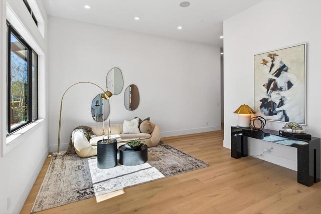 18645 Paseo Lado, Saratoga, CA 95070