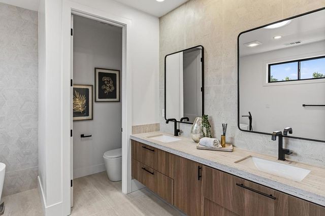 18645 Paseo Lado, Saratoga, CA 95070