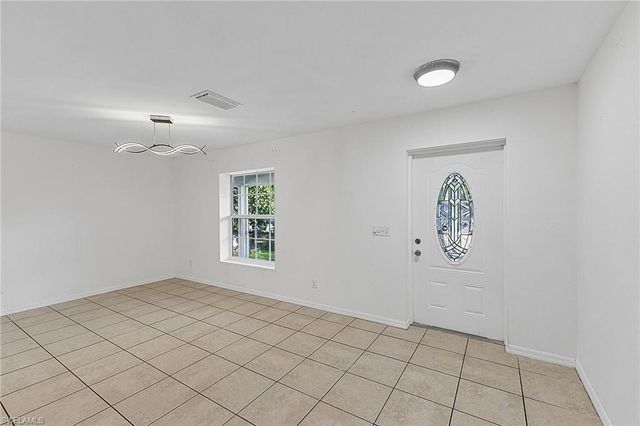 3314 Bassie CT, Fort Myers, FL 33916