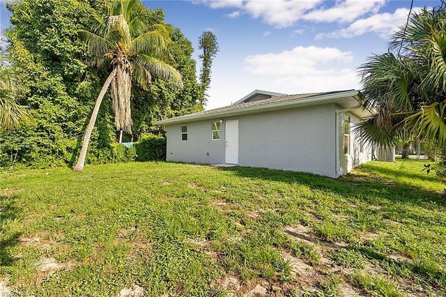 3314 Bassie CT, Fort Myers, FL 33916