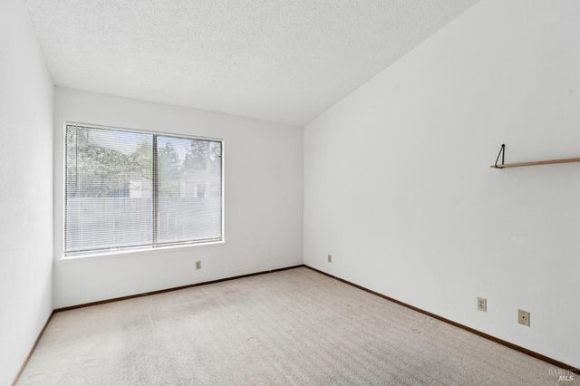 2676 Michelle Ct, Napa, CA 94558