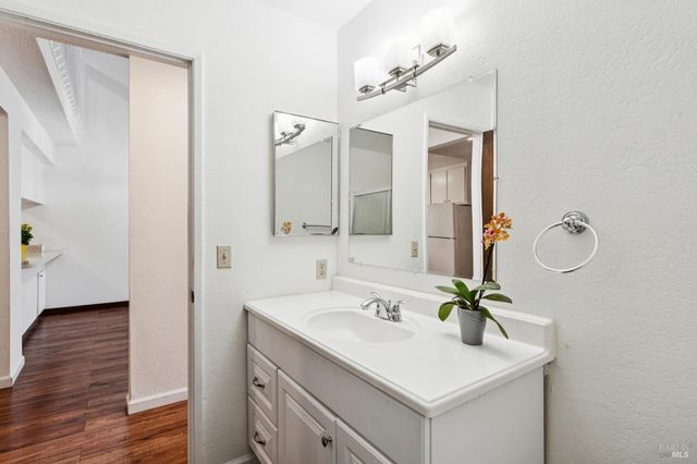 2676 Michelle Ct, Napa, CA 94558