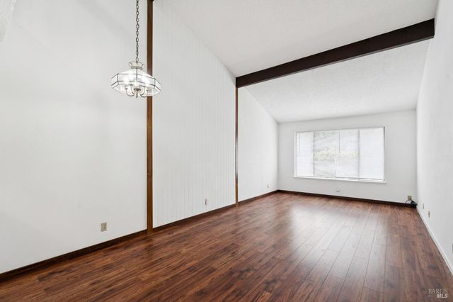 2676 Michelle Ct, Napa, CA 94558