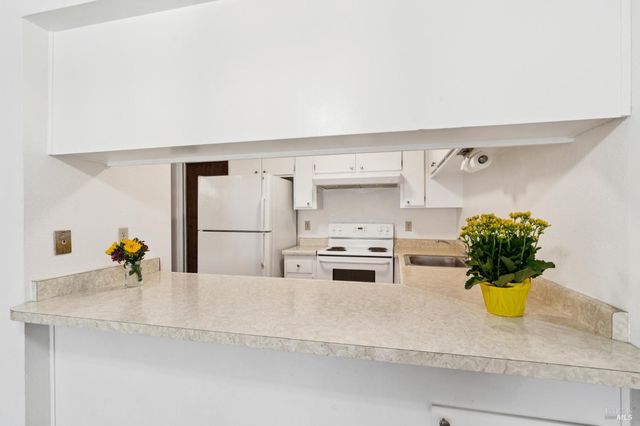 2676 Michelle Ct, Napa, CA 94558