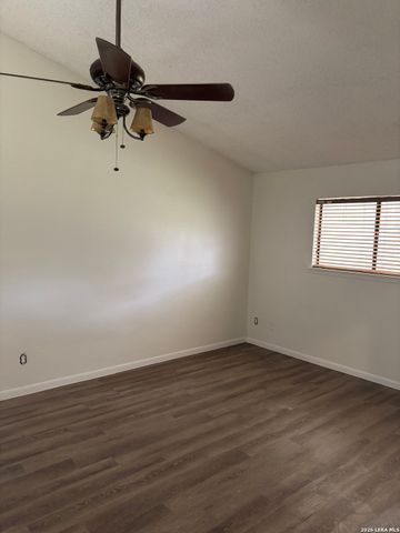 4702 BARHILL ST, San Antonio, TX 78217