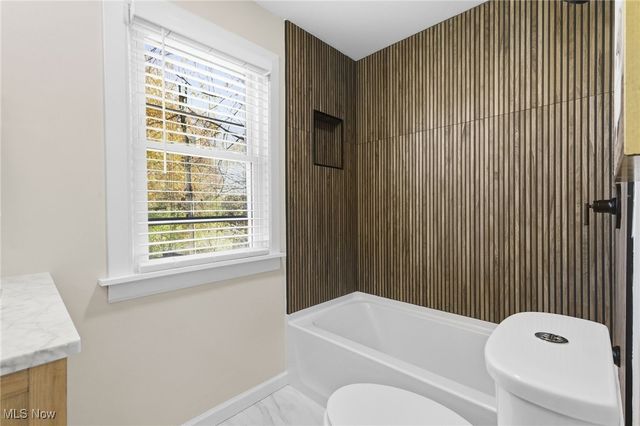 2491 Saybrook Road, University Heights, OH 44118