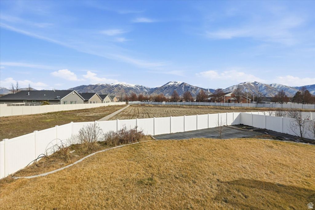 Image 38 of property listing at 2814 S 1100 W, Nibley, UT 84321