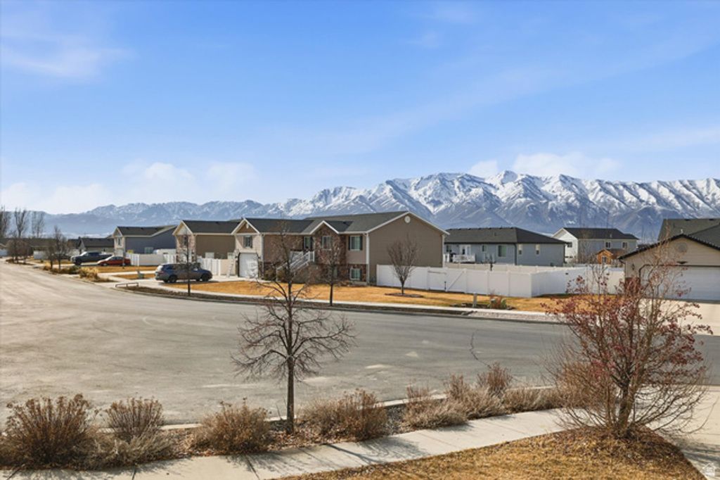Image 42 of property listing at 2814 S 1100 W, Nibley, UT 84321