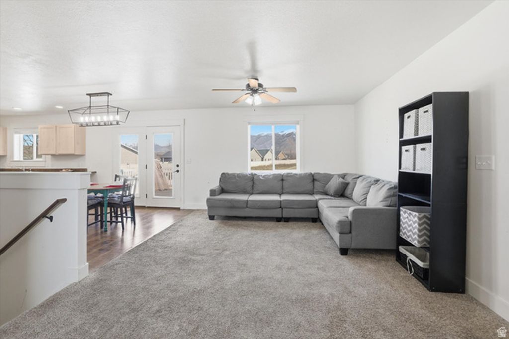 Image 6 of property listing at 2814 S 1100 W, Nibley, UT 84321