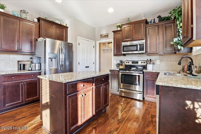 315 Kingston Circle, Goldsboro, NC 27530