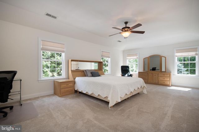 104 PENNFIELD DR, Kennett Square, PA 19348