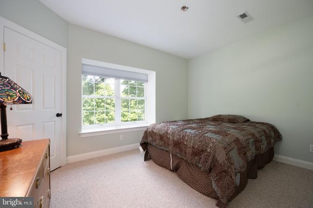 104 PENNFIELD DR, Kennett Square, PA 19348