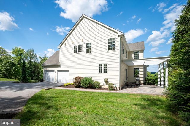 104 PENNFIELD DR, Kennett Square, PA 19348