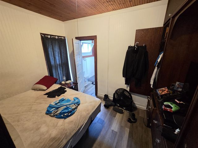 1607 Elwood Street, Muskegon, MI 49442