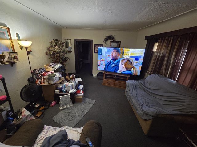 1607 Elwood Street, Muskegon, MI 49442