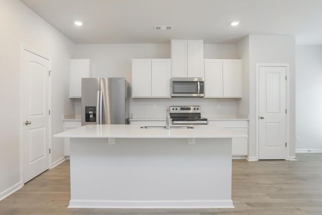 250 Hazel Ln, Lebanon, TN 37087