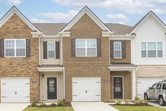 250 Hazel Ln, Lebanon, TN 37087