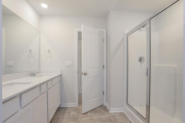 250 Hazel Ln, Lebanon, TN 37087