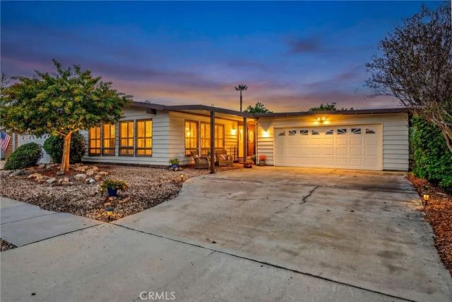 2662 Silver Oak Way, Hemet, CA 92545