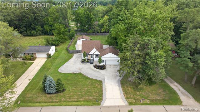 9188 Highland Drive, Grosse Ile Township, MI 48138