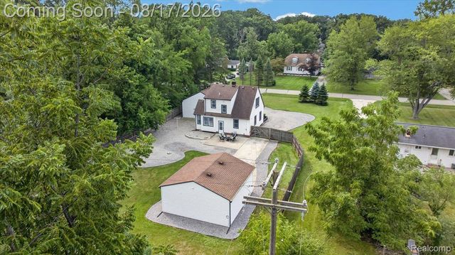9188 Highland Drive, Grosse Ile Township, MI 48138