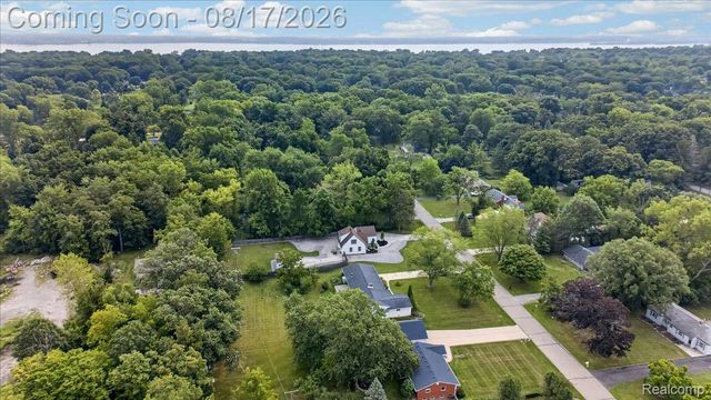 9188 Highland Drive, Grosse Ile Township, MI 48138