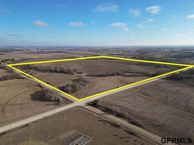 9334 W Van Dorn Street, Lincoln, NE 68532