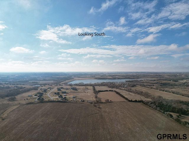 9334 W Van Dorn Street, Lincoln, NE 68532