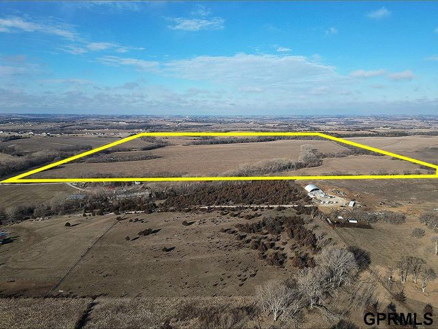 9334 W Van Dorn Street, Lincoln, NE 68532