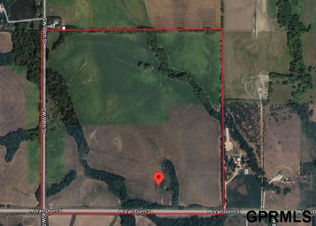 9334 W Van Dorn Street, Lincoln, NE 68532