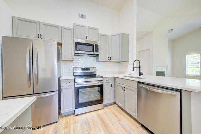 6215 Grissom Parkway, Cocoa, FL 32927
