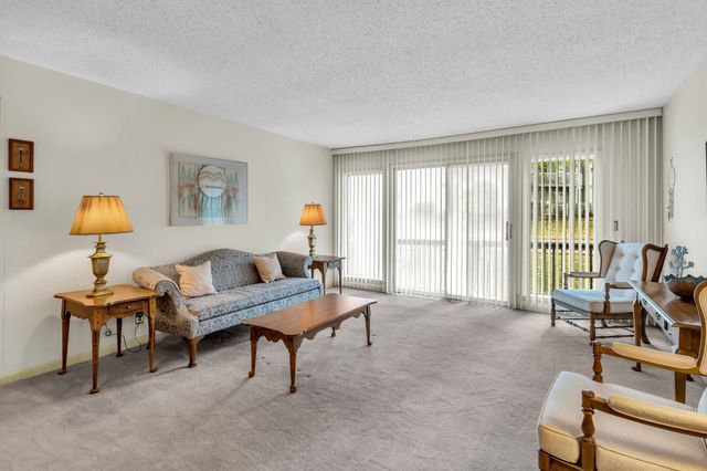 21 Vaughns Gap Rd A22, Nashville, TN 37205