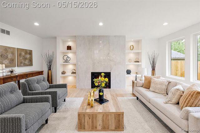 3914 Linwood Avenue, Royal Oak, MI 48073