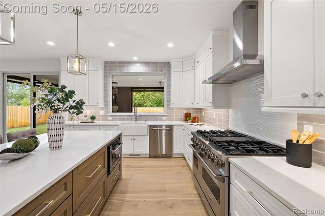3914 Linwood Avenue, Royal Oak, MI 48073