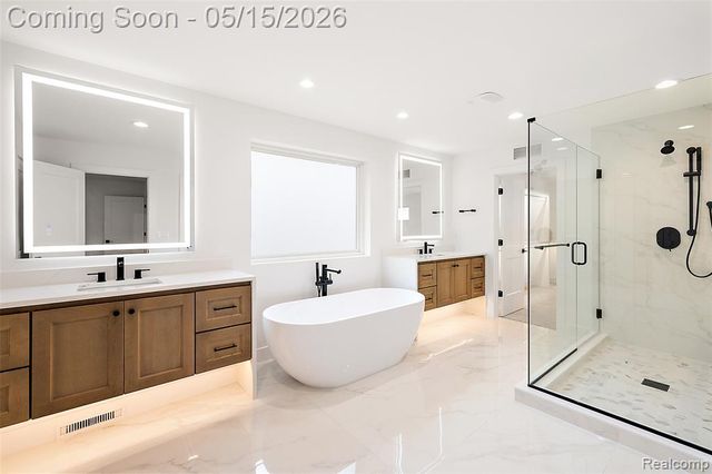 3914 Linwood Avenue, Royal Oak, MI 48073