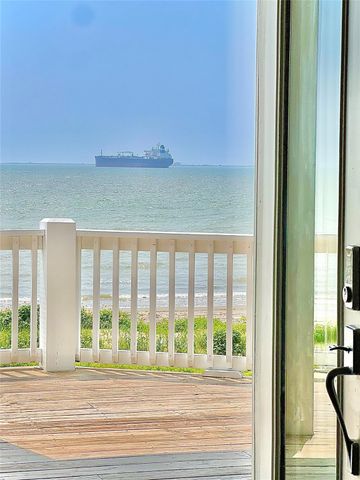 1222 Galveston Ave, Port Bolivar, TX 77650