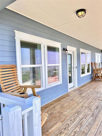1222 Galveston Ave, Port Bolivar, TX 77650