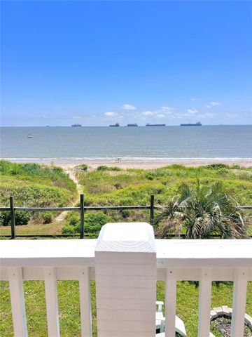 1222 Galveston Ave, Port Bolivar, TX 77650