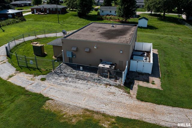 5200 COLUMBUS Road, Quincy, IL 62305