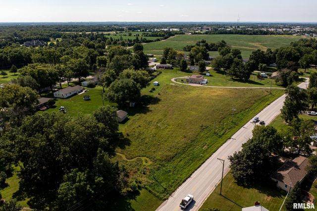 5200 COLUMBUS Road, Quincy, IL 62305