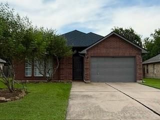 2707 Overland Trail, Dickinson, TX 77539