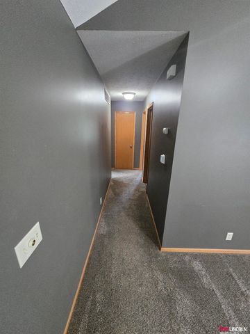 2000 NW 46 Street, Lincoln, NE 68528