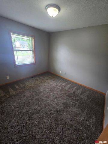 2000 NW 46 Street, Lincoln, NE 68528