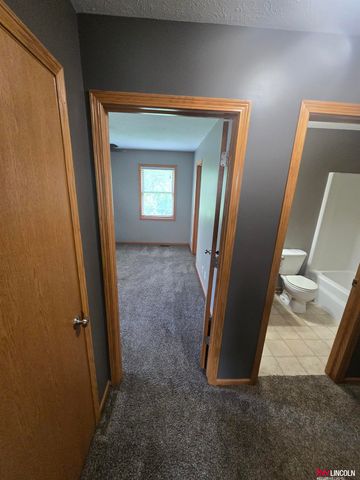 2000 NW 46 Street, Lincoln, NE 68528