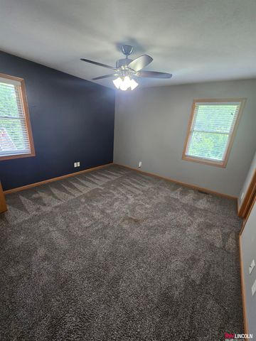 2000 NW 46 Street, Lincoln, NE 68528